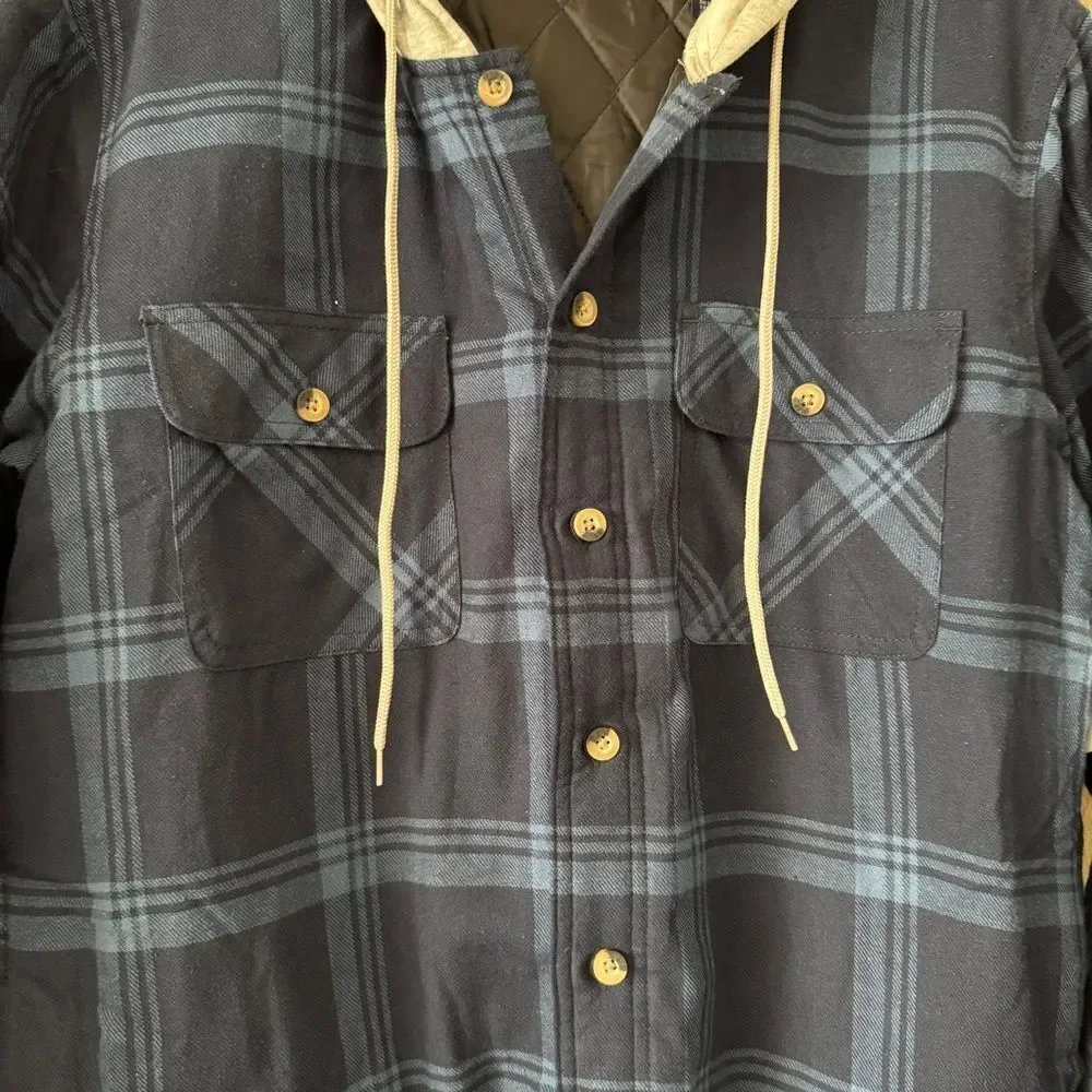 NWT Wrangler Men's Flannel Quilted Shacket Hoodie Size M